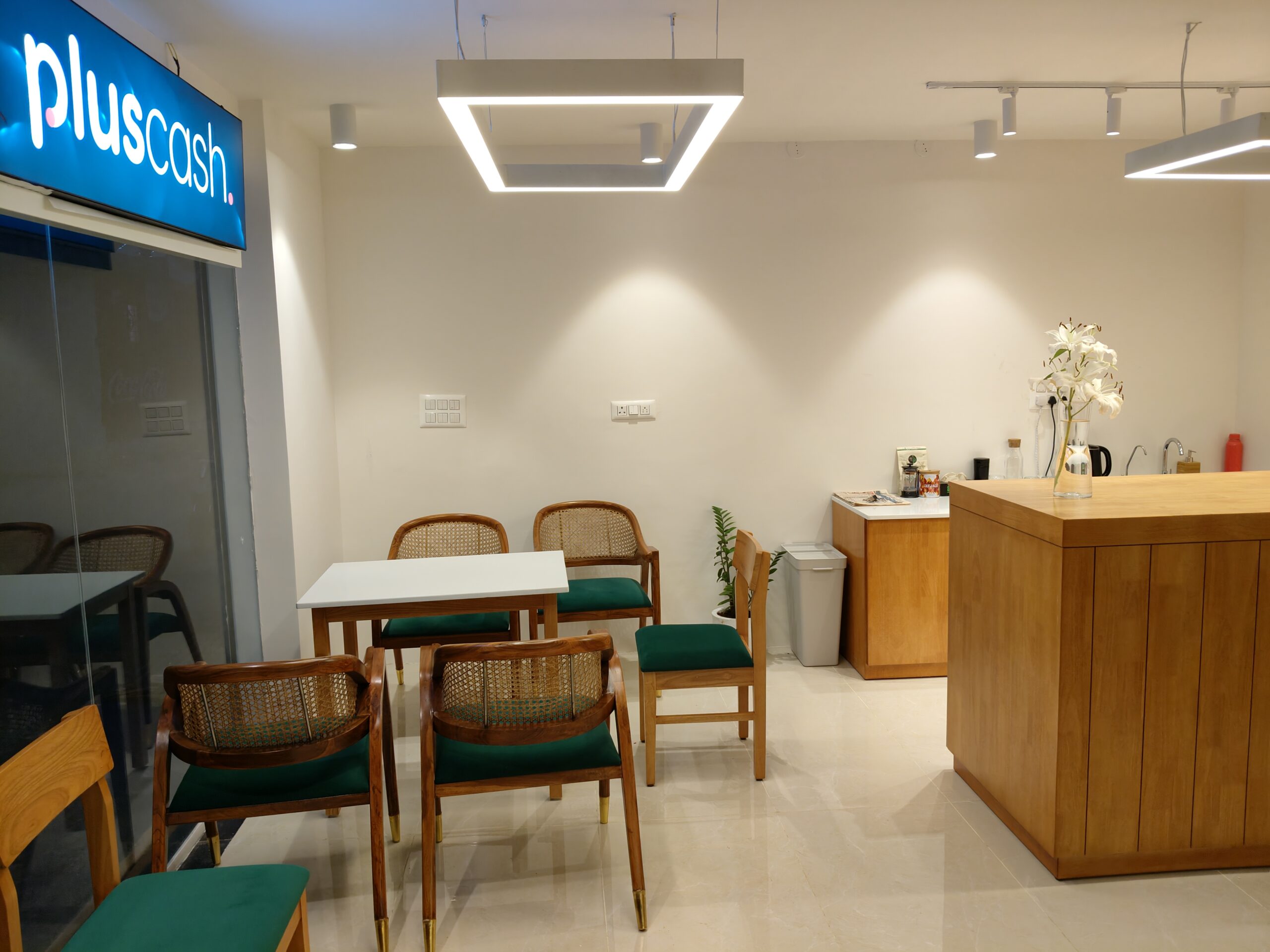 PlusCash Launches Finance-Themed Café as Assets Under Management Reach ₹560 Crore