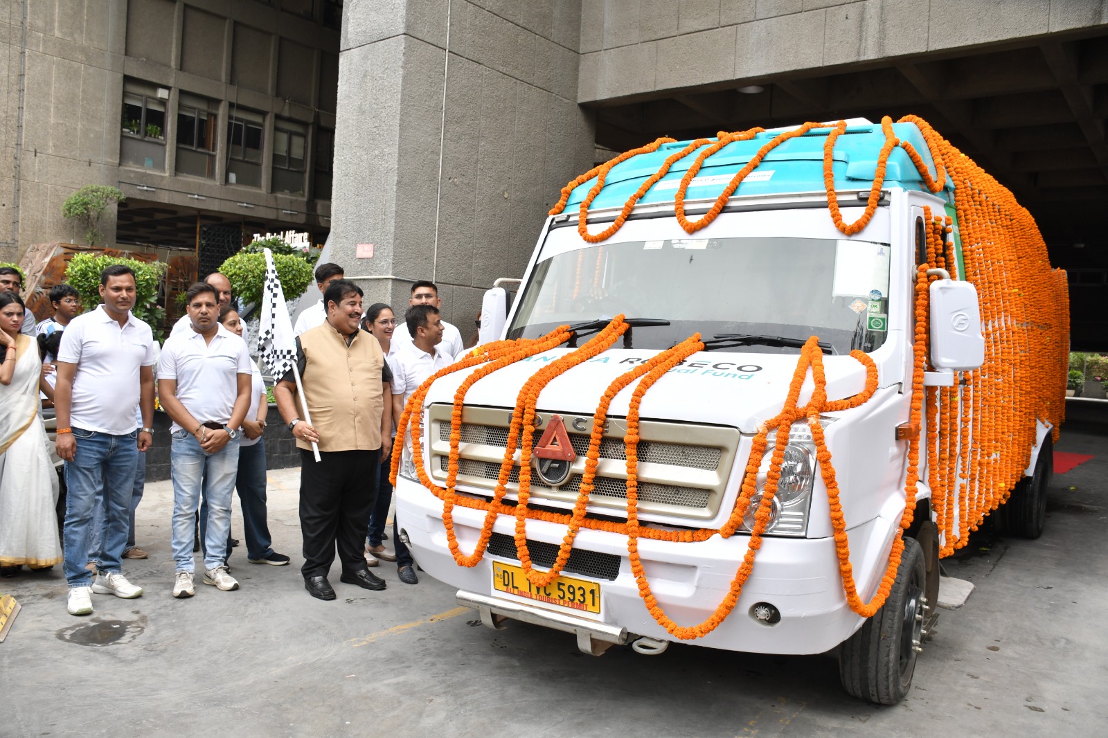 Nivesh Bus Yatra_Canara Robeco